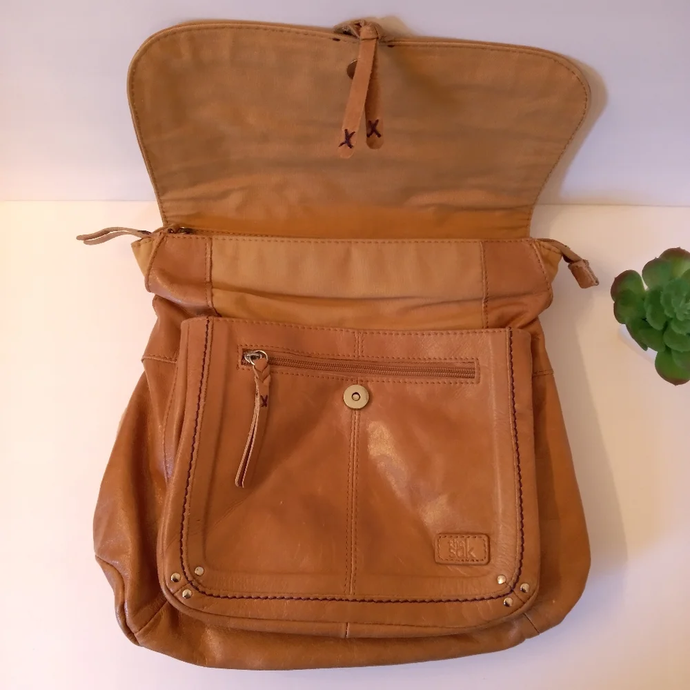 Leather Crossbody Bag in Tan - Stylish Everyday Carry